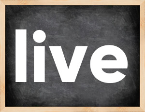 3 forms of the verb live